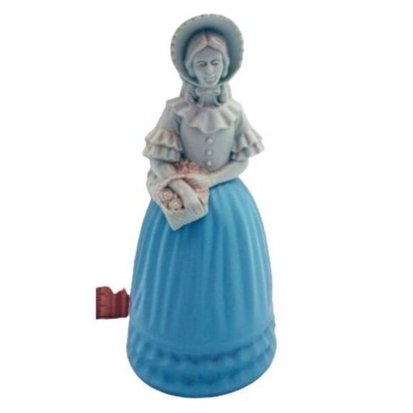 Avon Victorian Fashion Figurine Field Flowers Cologne Bottle 1970s Vintage 5.75 - Picture 1 of 13